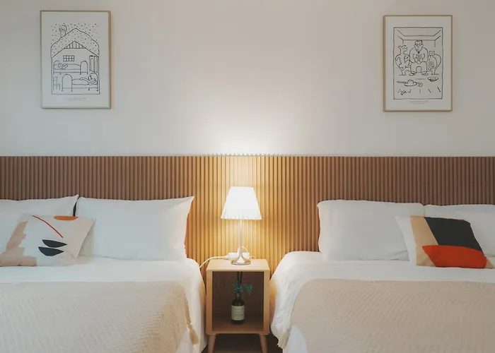 Apartment Stylish Seongsu With Hot Spot Vibes, Accommodates 6 People With 3 Beds *